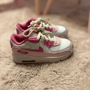 Size 10 toddler nike sneakers